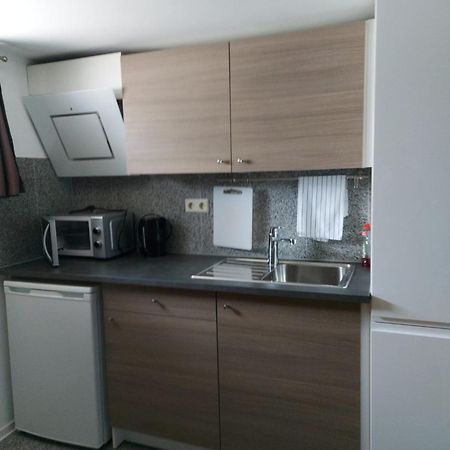 Zimmer In Direkter Naehe Zu Basel Grenzach-Wyhlen Exterior foto